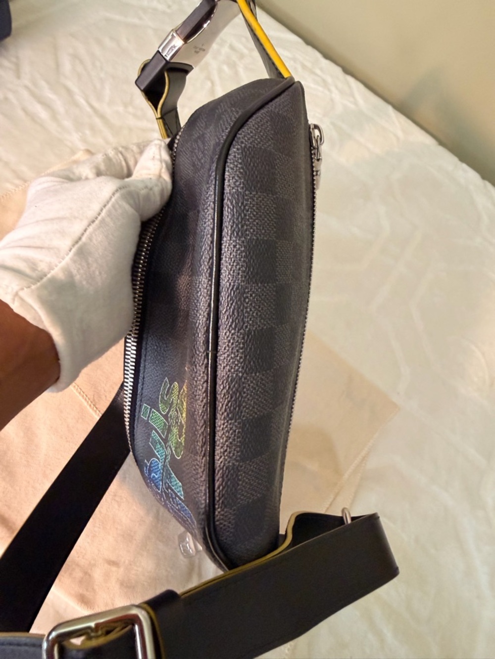 Louis Vuitton Damier Graphite Rainbow Logo Discovery Bum Bag - Picture 8 of 16